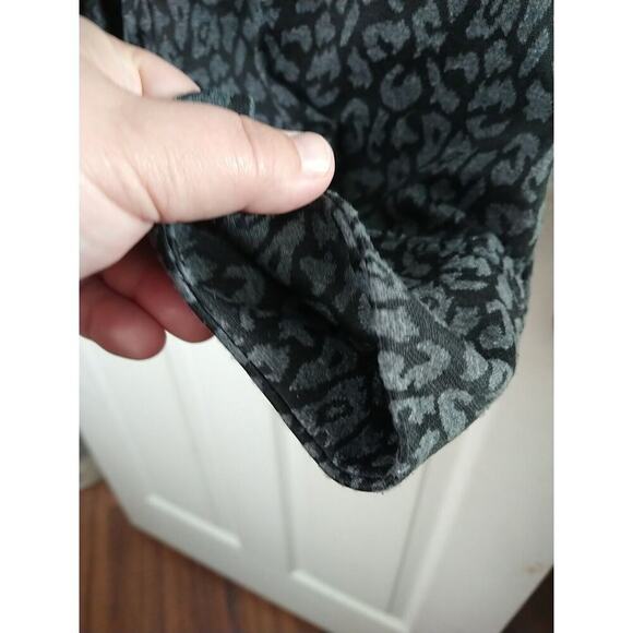 Garfield & Marks Woman M Blazer Black Grey Animal Print Two Button Belt... - Picture 9 of 11